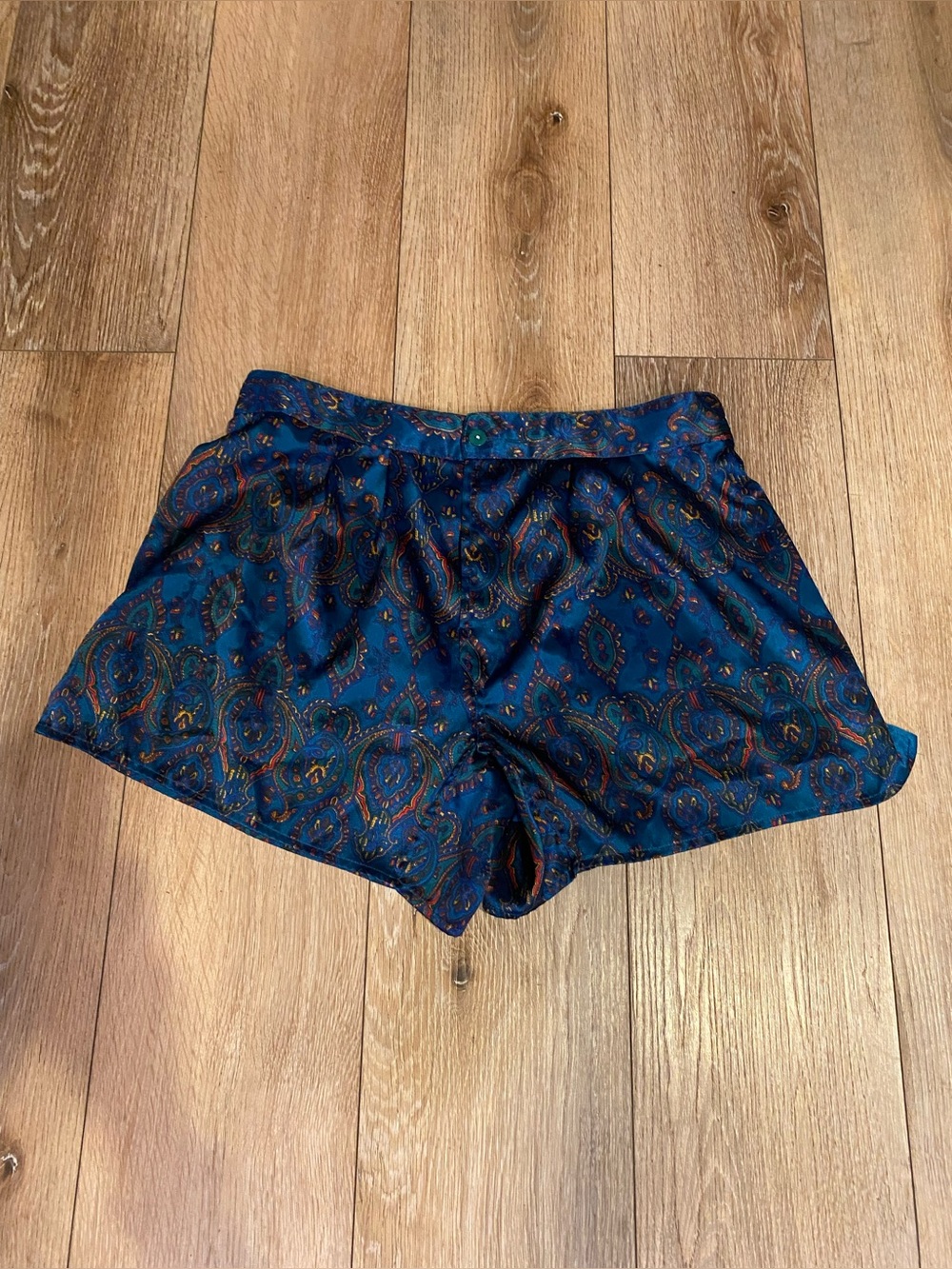 Vintage 1 London Men’s Size Med Paisley Lounge Sleep Shorts Silk-Feel